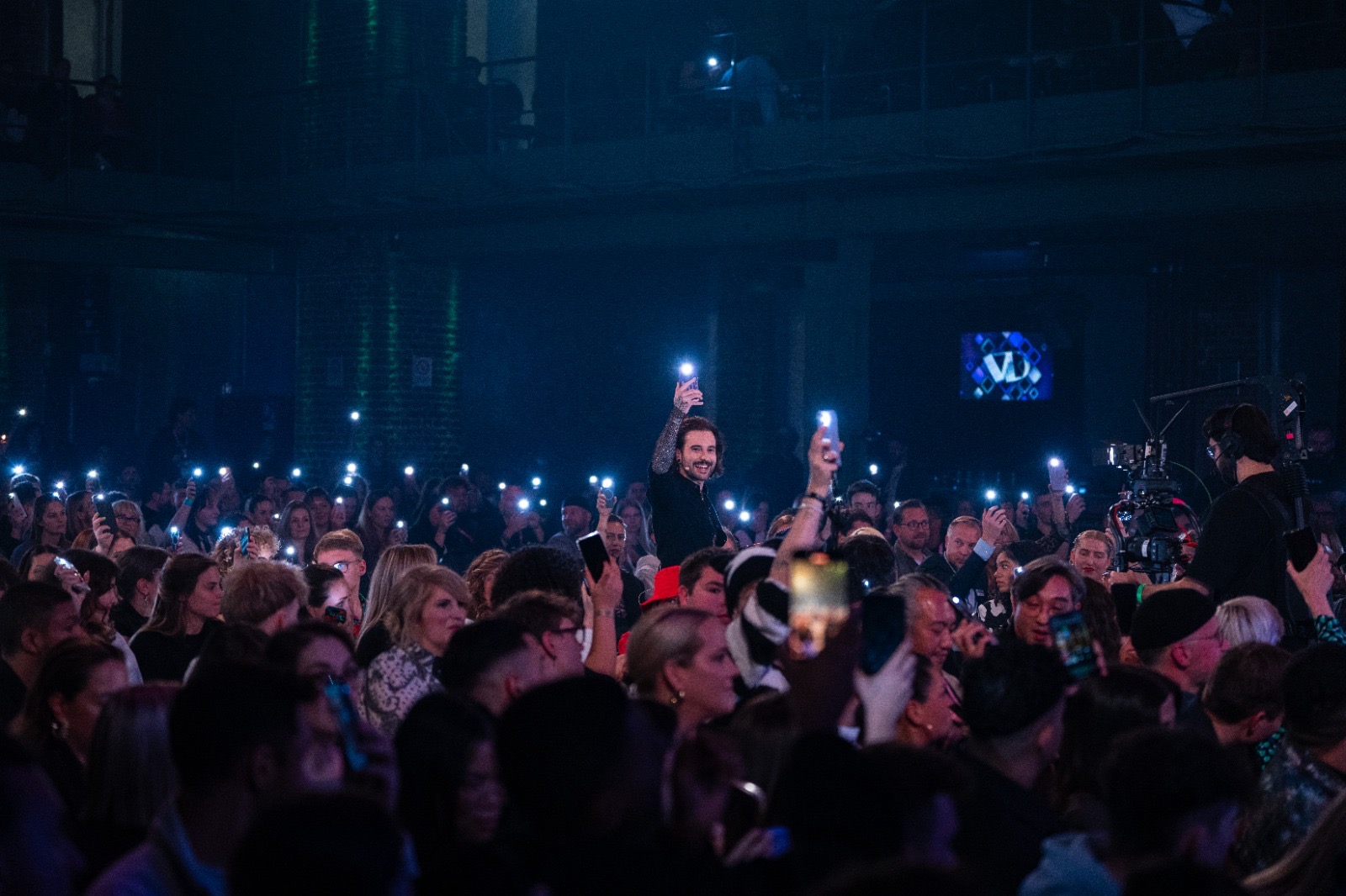 1f0b3f6f-af5b-47ae-95dd-f6b8f2ccb577