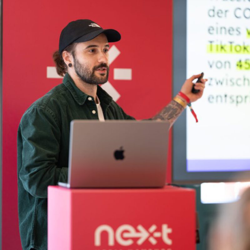 Jean-Paul Laue bei einem Workshop zu Purpose Communication und Digital Responsibility