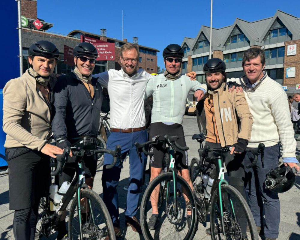 Jean-Paul Laue beim United for Children Ride – 350 km Spendenfahrt von Berlin nach Hamburg für UNICEF mit Lenn Kudrjawizki